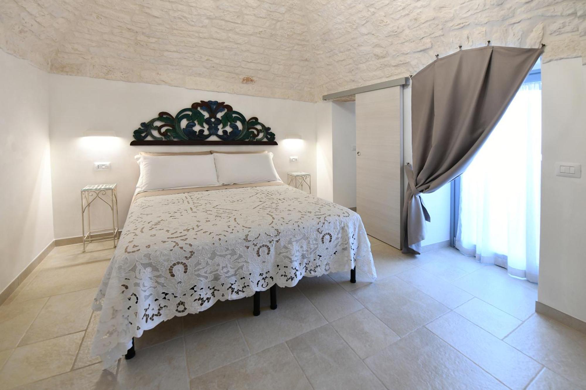 La Scala Del Borgo Apartment ชิสแตร์นีโน ภายนอก รูปภาพ