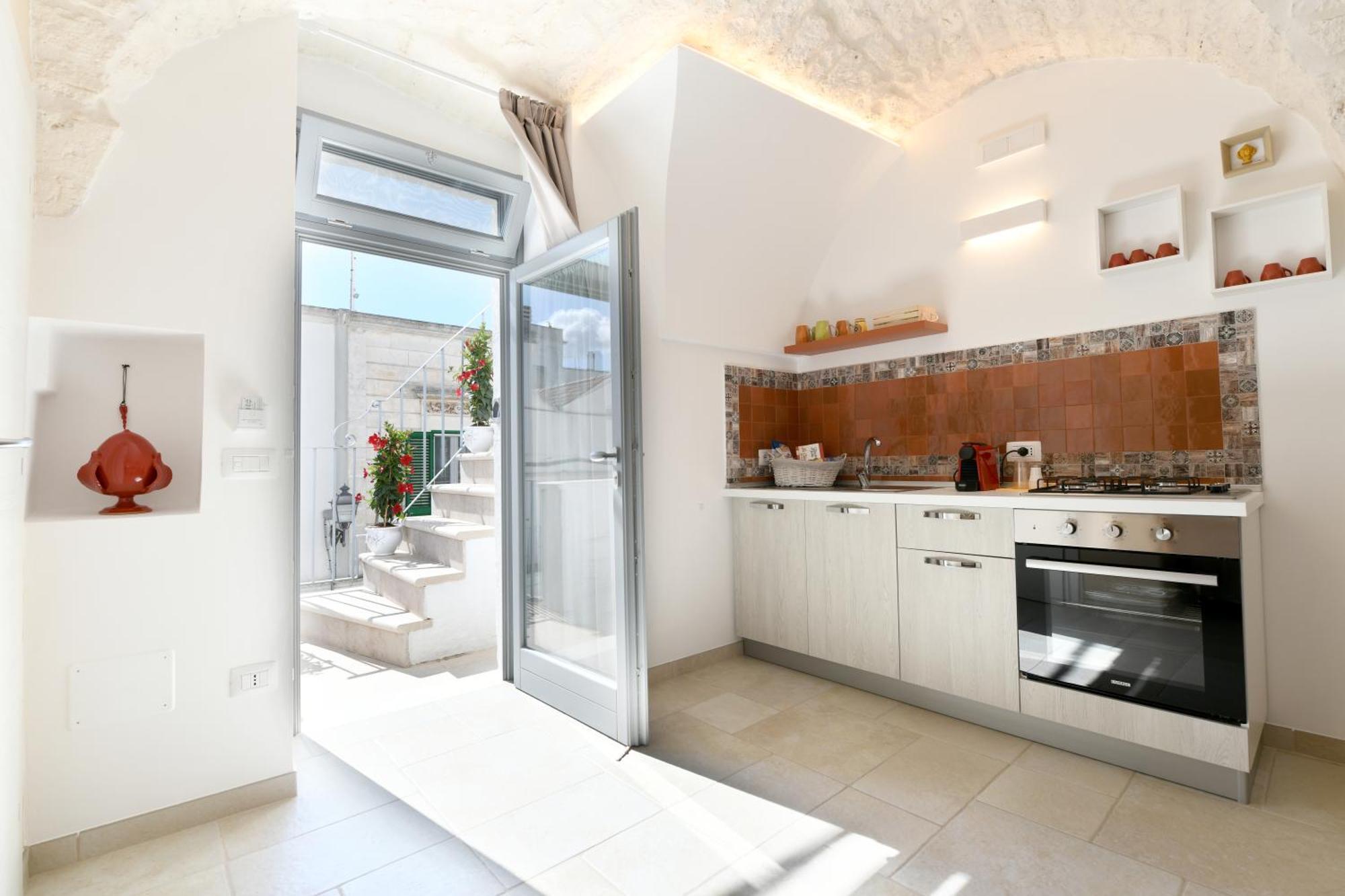 La Scala Del Borgo Apartment ชิสแตร์นีโน ภายนอก รูปภาพ